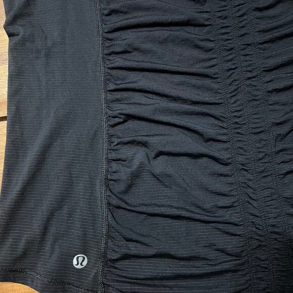 Lululemon Black Short Sleeve Shirt Size 12 - Picture 5 of 5